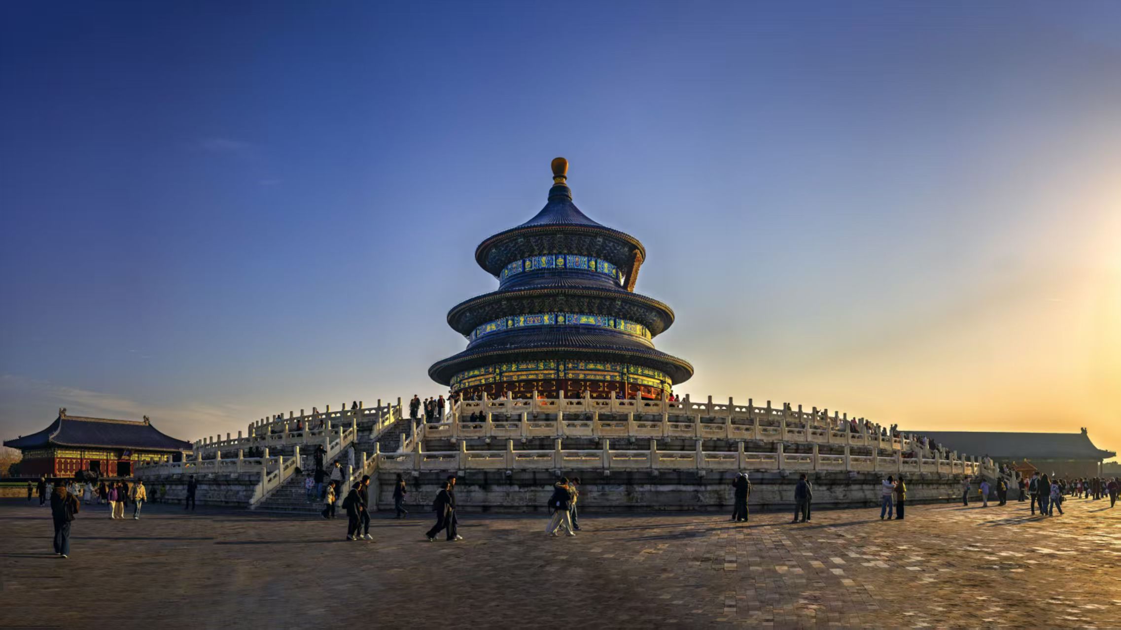 李强签署国务院令，公布《行政执法监督条例》